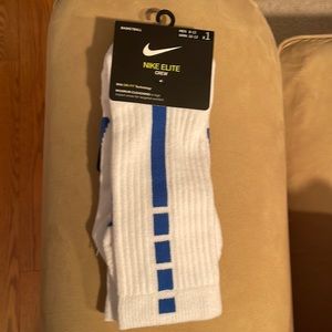Nike Elite Crew Socks - White with Blue Stripes